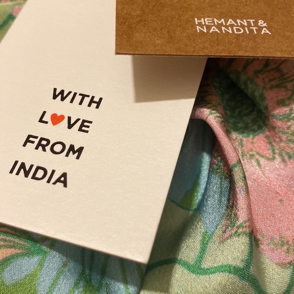 NWT Hemant and & Nandita Nadia floral print printed multi colorful scrunchie - Picture 2 of 4